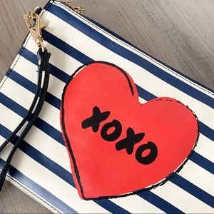 ALDO wallet/makeup bag ❤️ xoxo